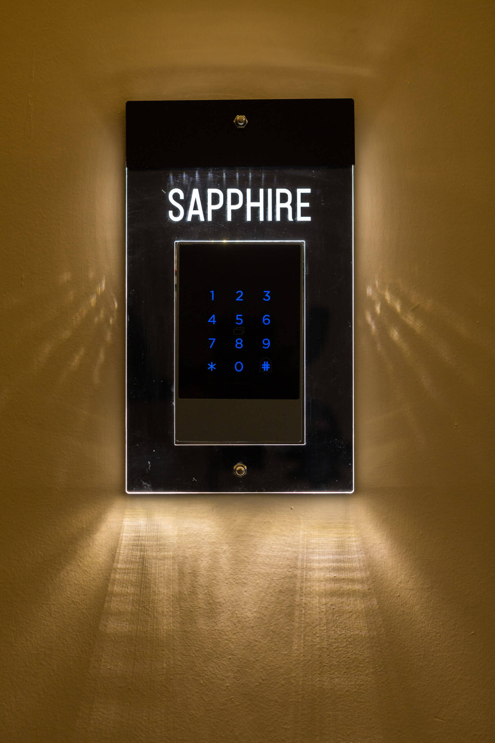 xclusiveathens-sapphire-suite-athens-5